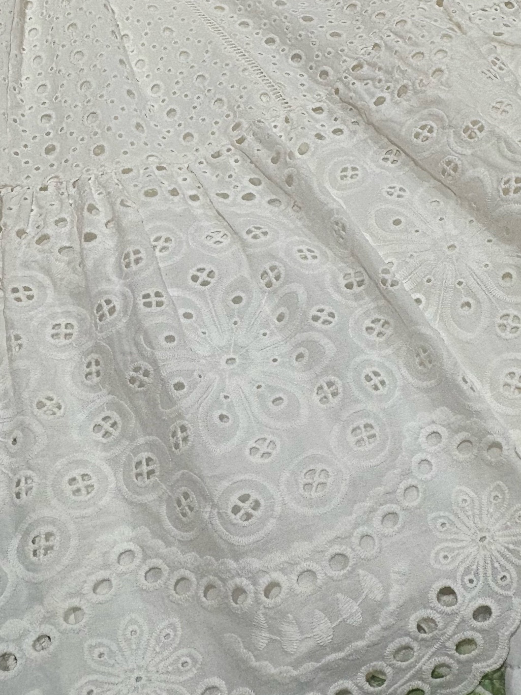 Nwt ~ Parker White Eyelet Midi Dress With Scalloped Straps - Size 6 — image 6 of 6